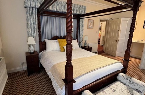 Headingley Hotel | Haley's Hotel