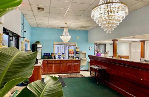 Arlington Hotel | Hamilton Inn Jonesville I-77