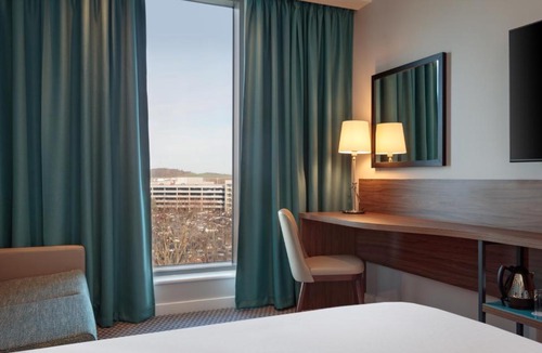 Ingliston Hotel | Hampton By Hilton Edinburgh Airport