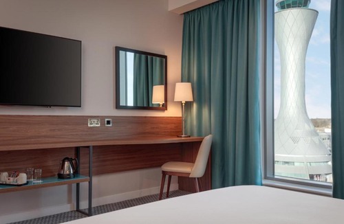 Ingliston Hotel | Hampton By Hilton Edinburgh Airport