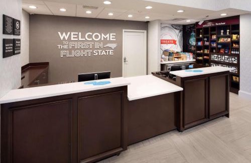 Skyland Hotel | Hampton Inn and Suites Asheville Airport