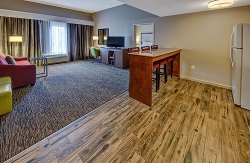 Dunn Hotel | Hampton Inn by Hilton Dunn