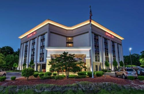 Elizabeth City Hotel | Hampton Inn Elizabeth City