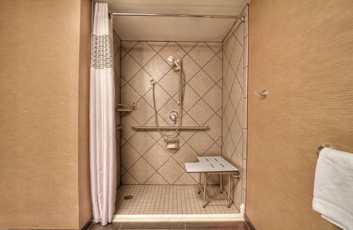 Arlington Hotel | Hampton Inn Jonesville Elkin