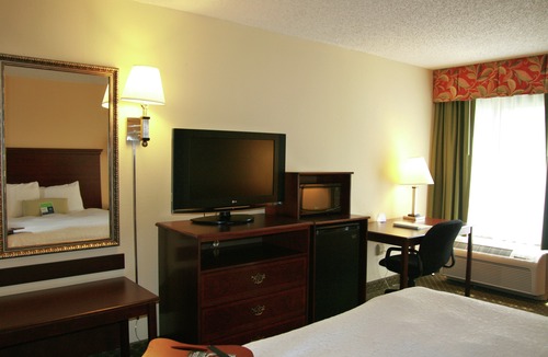 New Bern Hotel | Hampton Inn New Bern