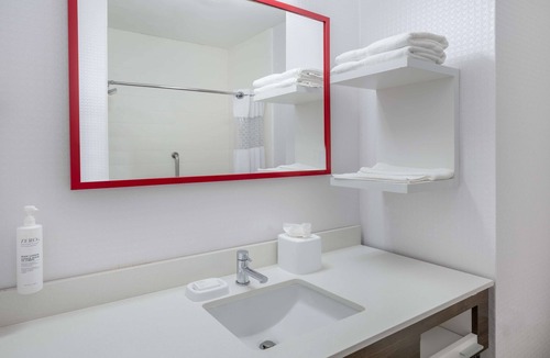 Sanford Hotel | Hampton Inn Sanford
