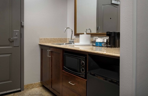 Holly Springs Hotel | Hampton Inn & Suites Holly Springs