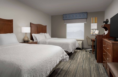 Holly Springs Hotel | Hampton Inn & Suites Holly Springs