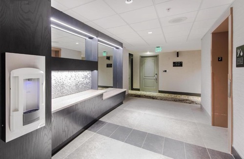 Umstead Hotel | Hampton Inn & Suites Raleigh-Durham Airport-Brier Creek