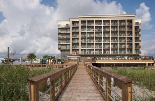 Carolina Beach Hotel | Hampton Inn & Suites by Hilton Carolina Beach Oceanfront