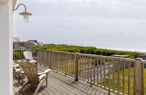 Wittering House | Hamptons Style Lux Beach house