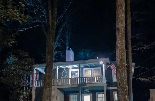 Montreat House | Happy Clan Cottage - Updated 1921 Montreat Cottage