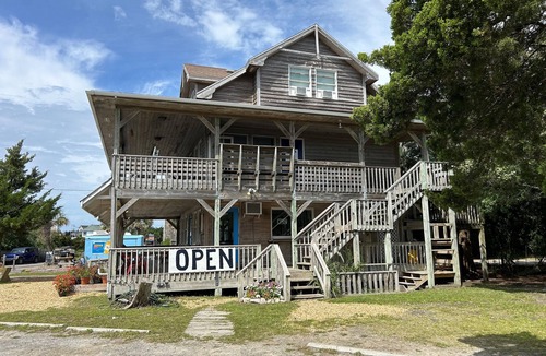 Ocracoke House | Harbor III: Views of the lighthouse and Silver Lake.