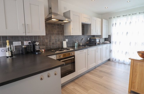 Borth-y-Gest Cottage | Harbour View