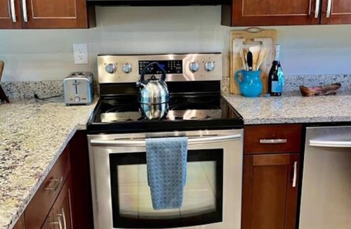 Fairfield Harbour Condo | Harbourview Hideaway Marina-view; Fairfield Harbor