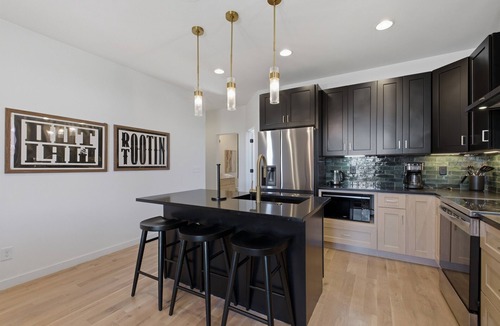 Nashville House | Harmony Heights | Spacious Rooftop Haven