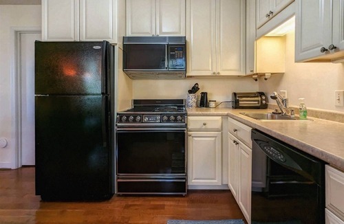 Lake Junaluska House | Harmony Hill Spacious Home with HotTub lake views| Pool Table