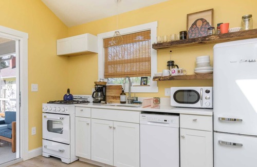 North Charlotte House | Harry's Handicap Accessible Tea House