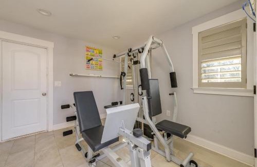 North Charlotte House | Harry's Tea House - Cozy Tiny Home near Noda