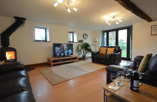 Honiton House | Harvest Moon