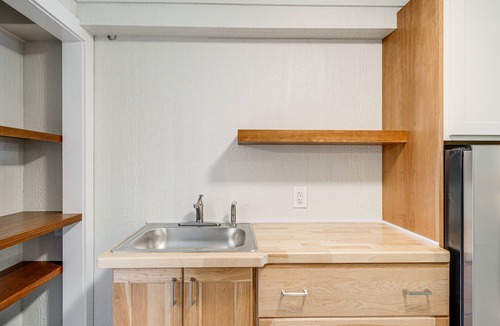 Brigands' Bay House | Hatteras Island Hideaway: Waterfront, Canal Access