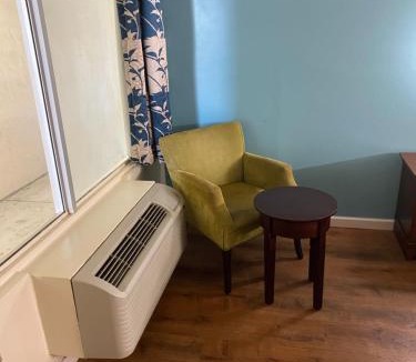 Havelock Hotel | Havelock inn & suites