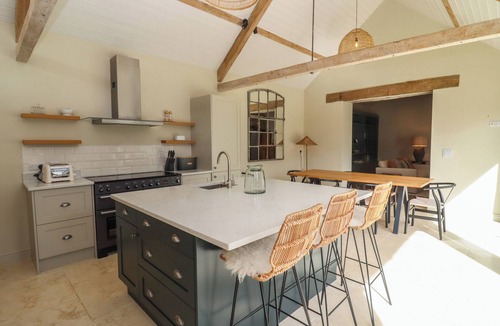 Chedworth Cottage | Hawthorn Barn