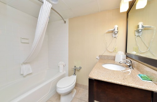 Winston - Salem Hotel | Hawthorne Inn and Conference Center