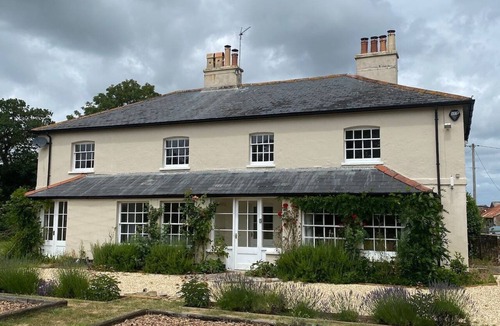 Burton House | Hawthorne Traditional Farmhouse