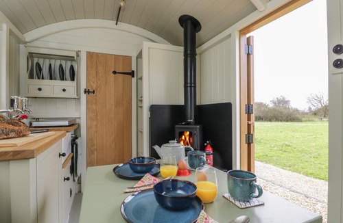 South Leigh House | Hazel