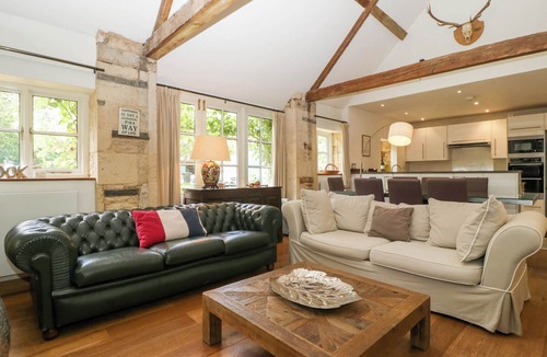 Brimpsfield Cottage | Hazel Manor Wing