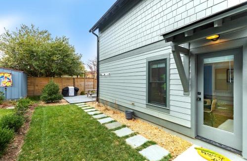 Brevard House | Heart of Brevard Hideaway - Walk/Bike to Downtown!