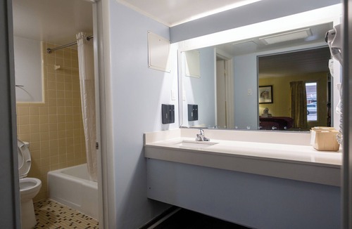 Manteo Hotel | Heart of Manteo Motor Lodge