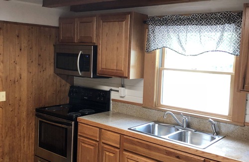 Maggie Valley Cabin | HEART OF THE VALLEY-5 BR Pet and Motorcycle Friendly