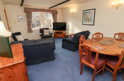 Akeld House | Heatherview