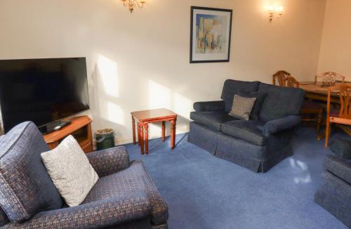 Akeld House | Heatherview