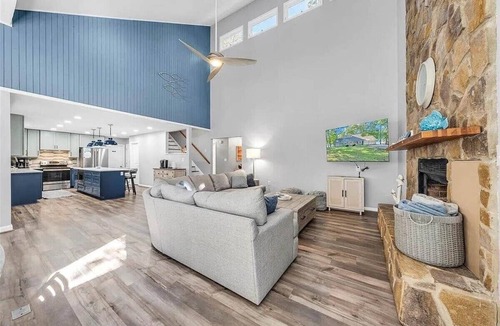 Westlake Corner House | Heron House