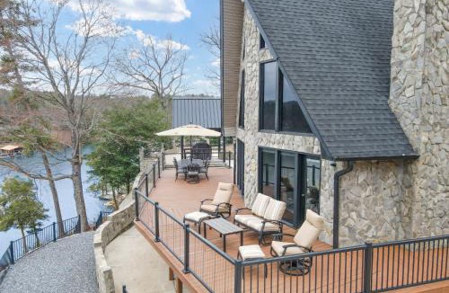 Taylorsville House | Heron's Cove At Lake Hickory