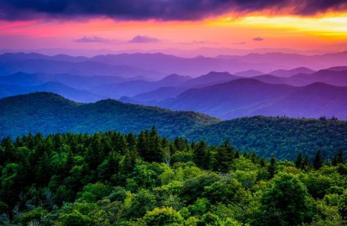 Downtown Asheville Apartment | Hiawassee E302
