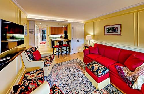 Downtown Asheville Apartment | Hiawassee W203
