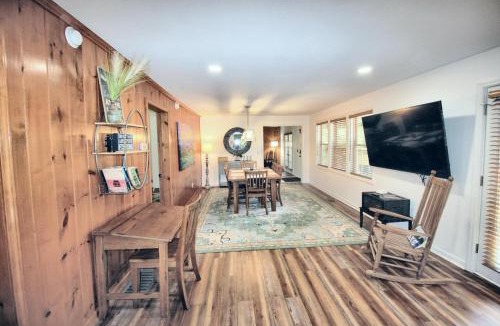 Lake Sequoyah House | Hicks Hideaway