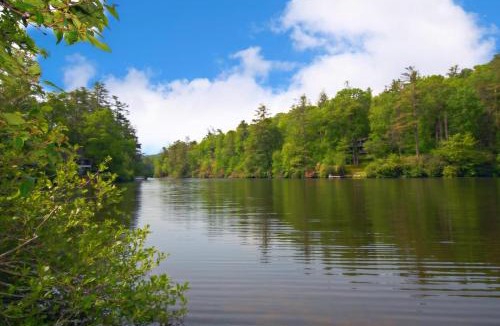 Lake Sequoyah House | Hicks Hideaway
