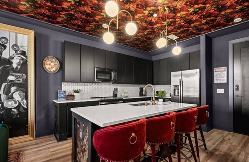 Nashville Condo | Hidden Door at Neo ~ New Listing ~ 1 Mile to Downtown/Broadway ~ 5 Beds ~ Outdoor Lounge ~ Gym