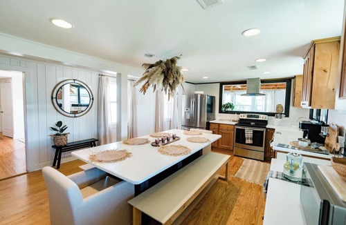 Kure Beach House | Hidden gem in Kure|2min walk to Beach|Hot Tub