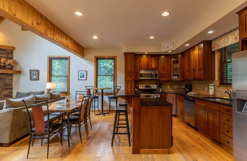 Seven Devils Cabin | Hideaway Mountain - On Seven Devils, Grandfather Mountain Views