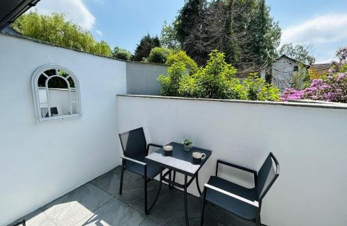 Waterhead Apartment | Hideaway Suite