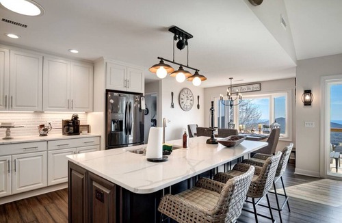 Sapphire House | High Heaven Mountain top dream