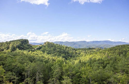 Deep Gap House | High Meadow Retreat