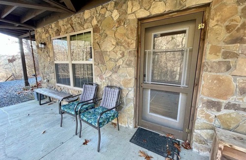 Grassy Creek House | High On Helton - Grassy Creek, NC