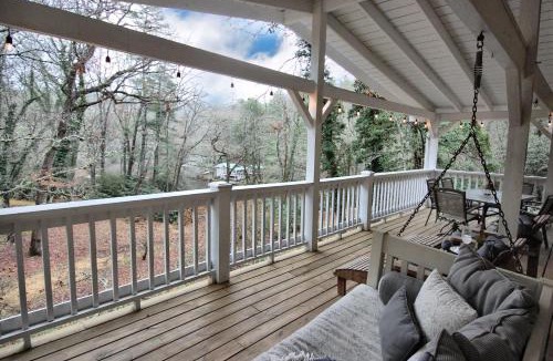 Lake Sequoyah House | Highlands Hideout